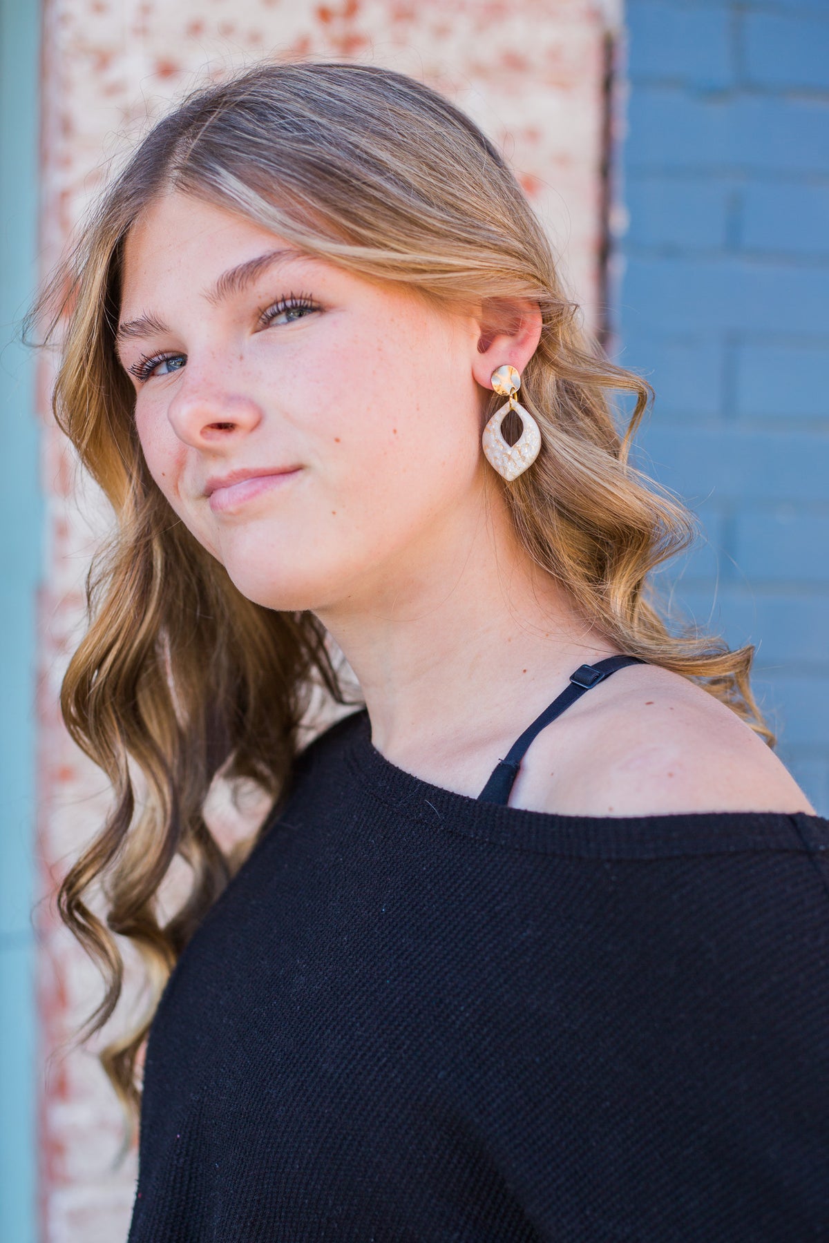 Paige Hammered Metal Pearl and Gold